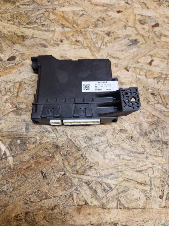 Air conditioning/heating control unit – Toyota Verso (2009-2018)