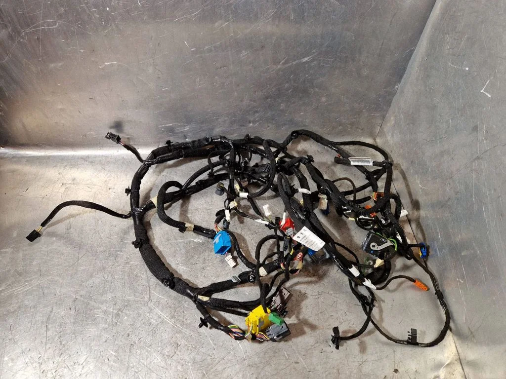 Panel wiring – Peugeot 208 II (2019-)