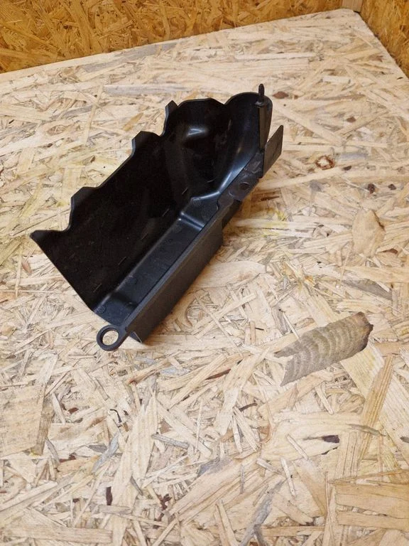 Engine control unit box – Ford Fiesta (2017-)