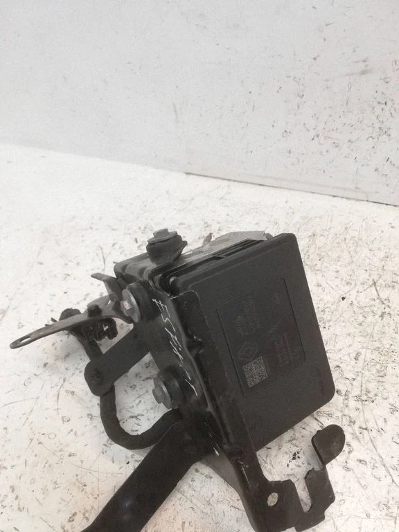 ABS block – Renault Espace V (RFC) (2015-2023)