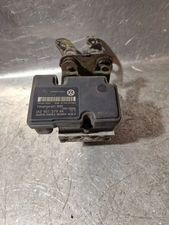 ABS block – Volkswagen Jetta VI (2011-2018)