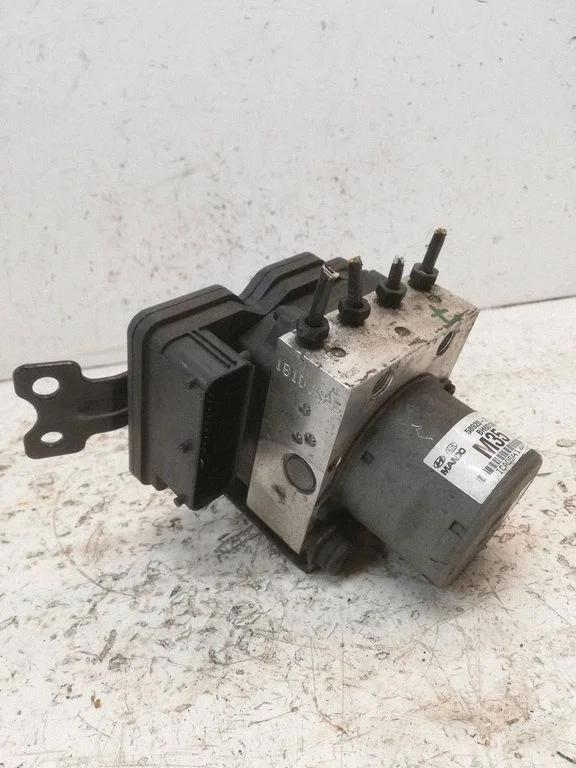 Pompa ABS 589202Y350