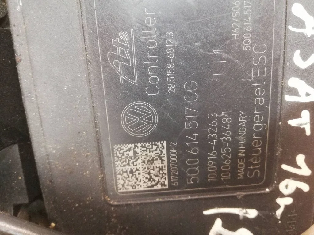 ABS block – Volkswagen Passat B7 USA (2012-2019)