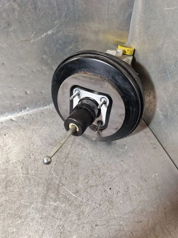 Brake booster – Skoda Fabia Mk2 (5J) (2007-2014)