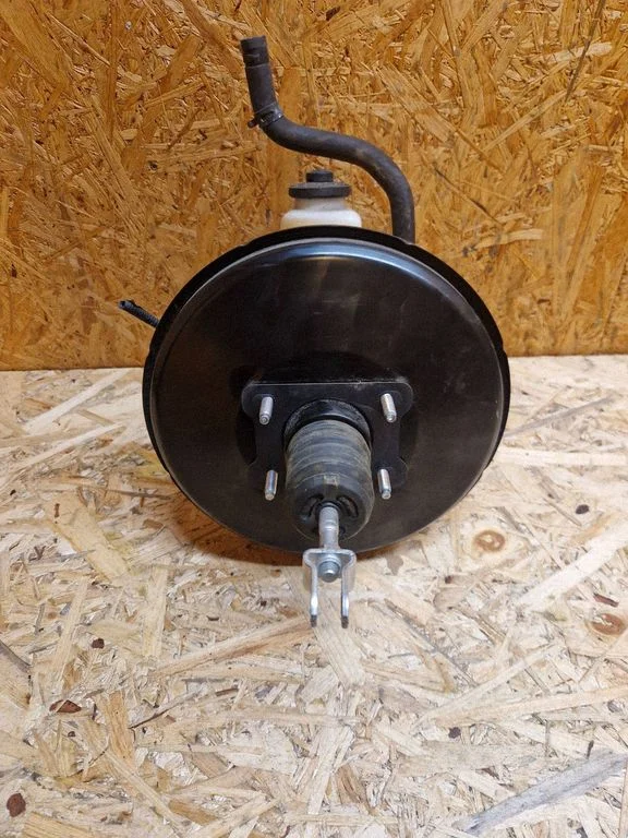 Brake booster – Toyota RAV 4 (XA40) (2012-2018)