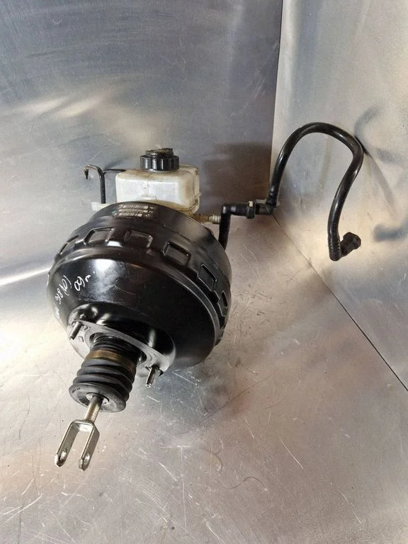 Brake booster 6785648