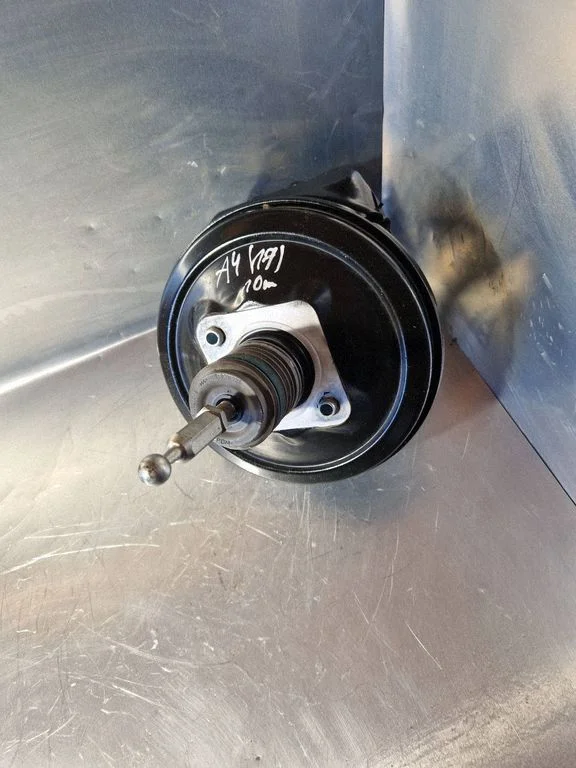 Brake booster – Audi A4 Allroad B8 (2008-2016)