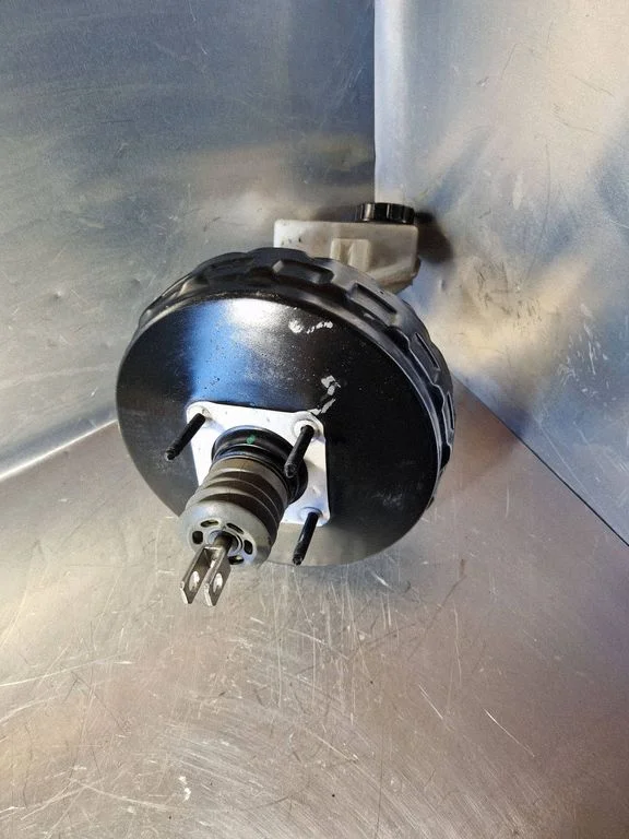 Brake booster – Land Rover Range Rover Evoque L538 (2011-2018)