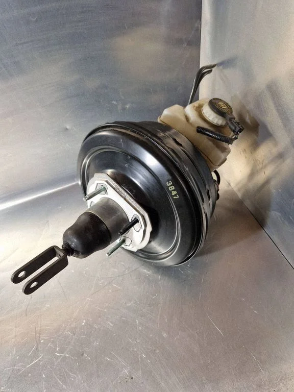 Brake booster – Land Rover Discovery Sport (2014-)