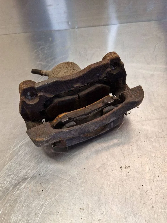Front brake caliper – Nissan X-Trail T32 (2014-2021)