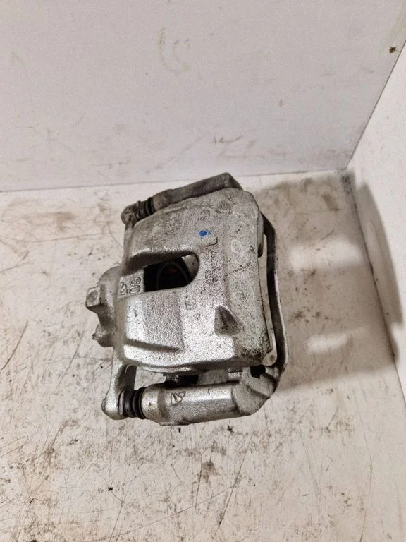 Front brake caliper 7066