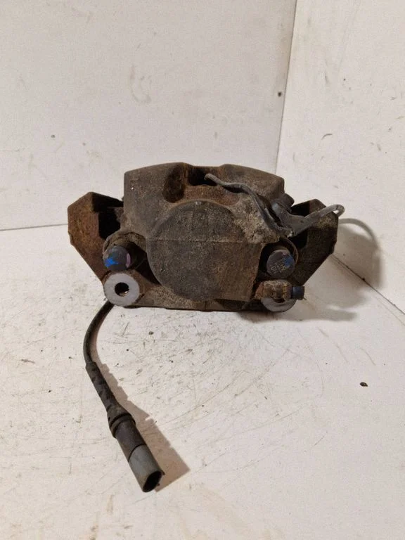 Front brake caliper 6030