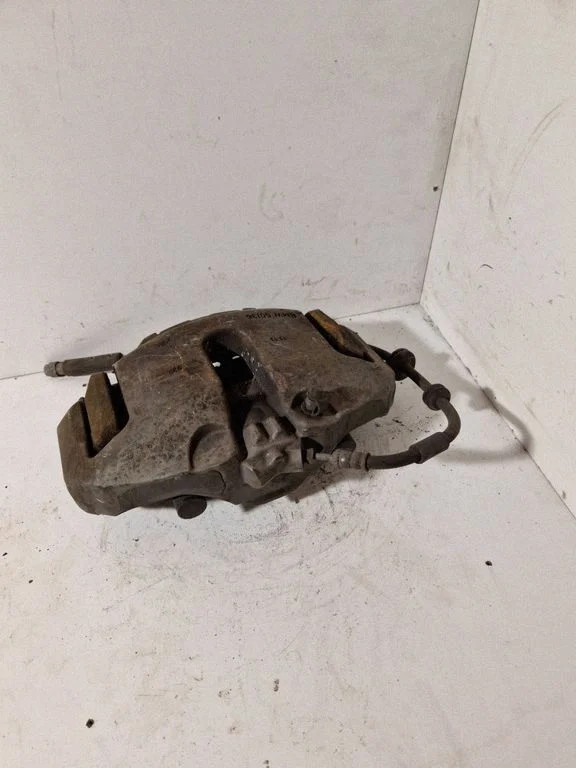 Front brake caliper 6036