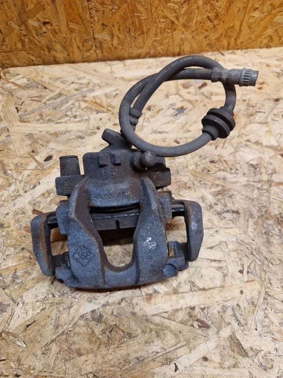 Front brake caliper – Renault Clio IV (2012-2019)