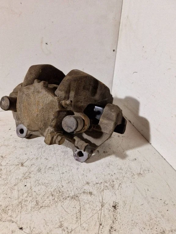 Front brake caliper 31381549
