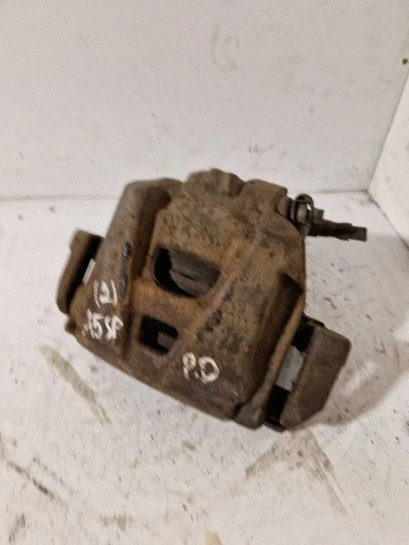 Front brake caliper – Audi A5 Sportback 8TA (2009-2016)
