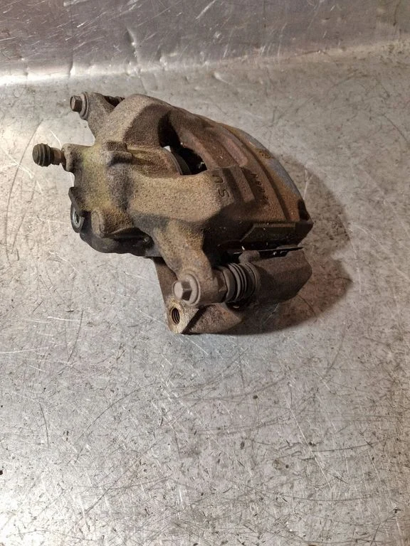 Front brake caliper – Opel Zafira C (2011-2019)
