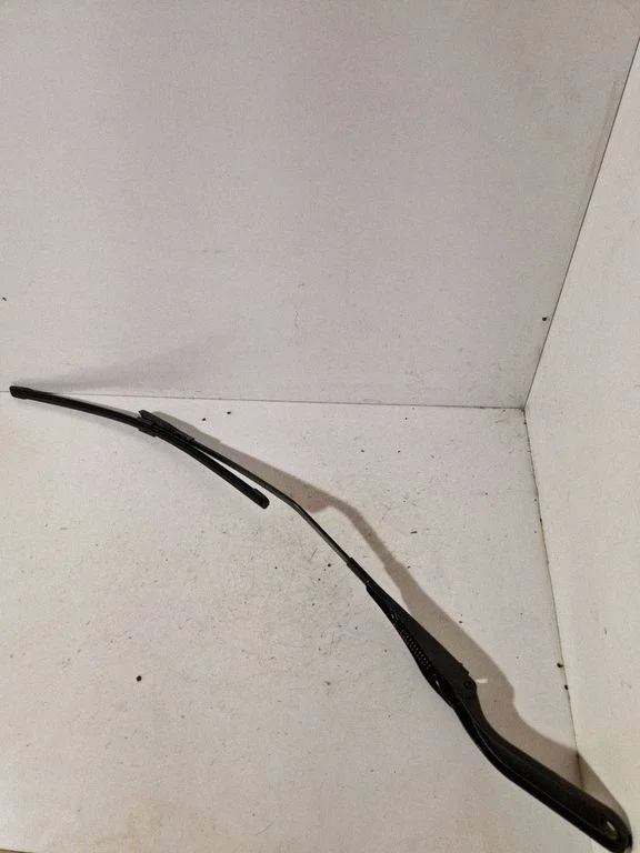 Front wiper blade arm 2990029