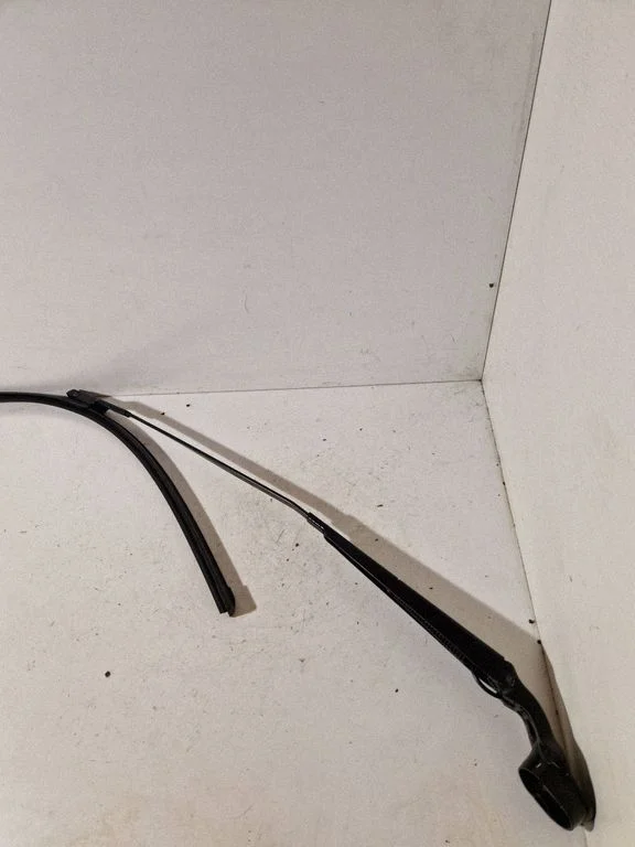 Front wiper blade arm – Renault Espace V (RFC) (2015-2023)