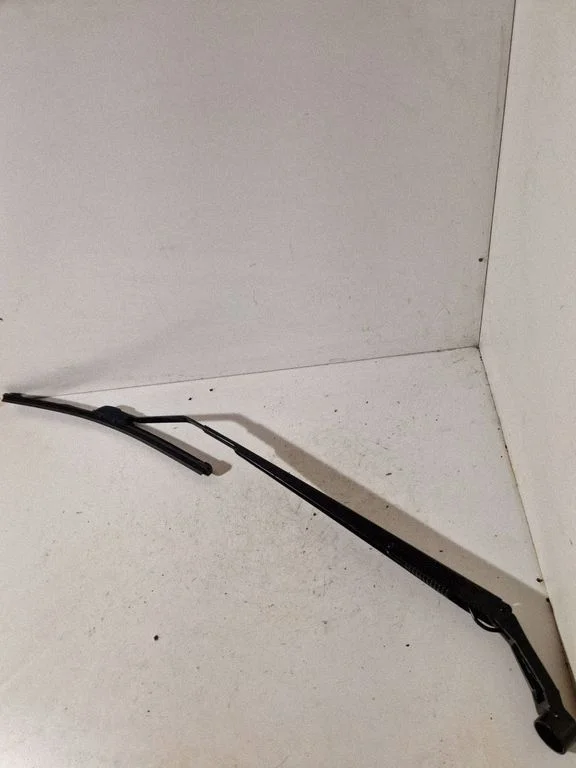 Front wiper blade arm 6800