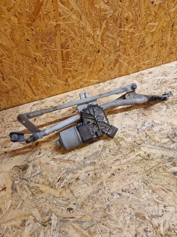 Front wiper linkage and motor – Peugeot Partner (2015-2018)