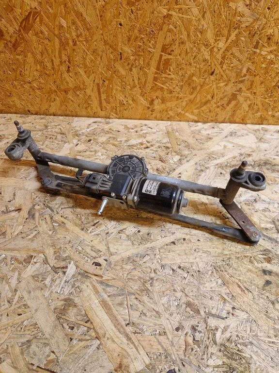 Front wiper linkage and motor 5JB955113