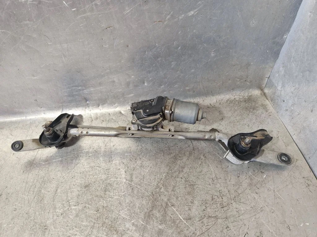 Front wiper linkage and motor – Mazda 6 (2013-2016)