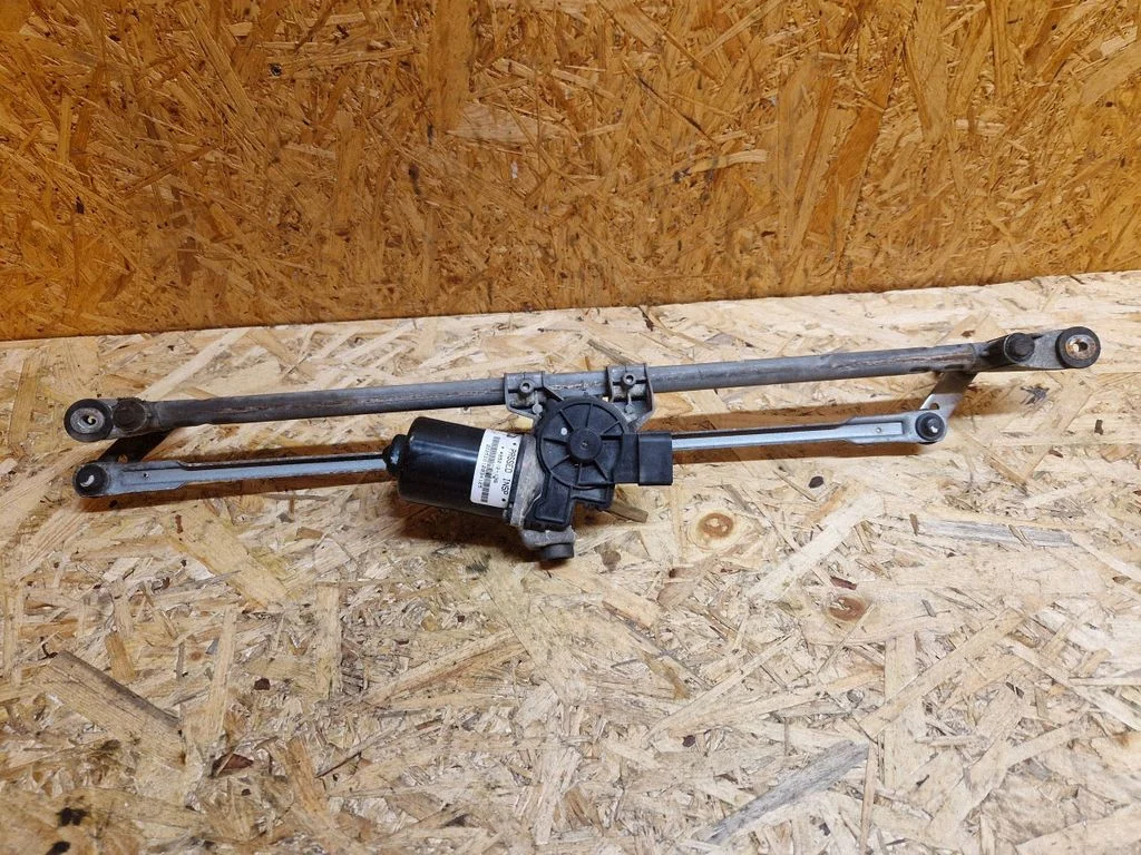 Front wiper linkage and motor 95012138