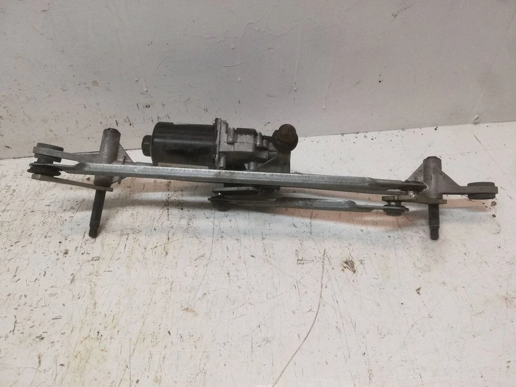 Mechanizm wycieraczek z silniczkiem 51984454