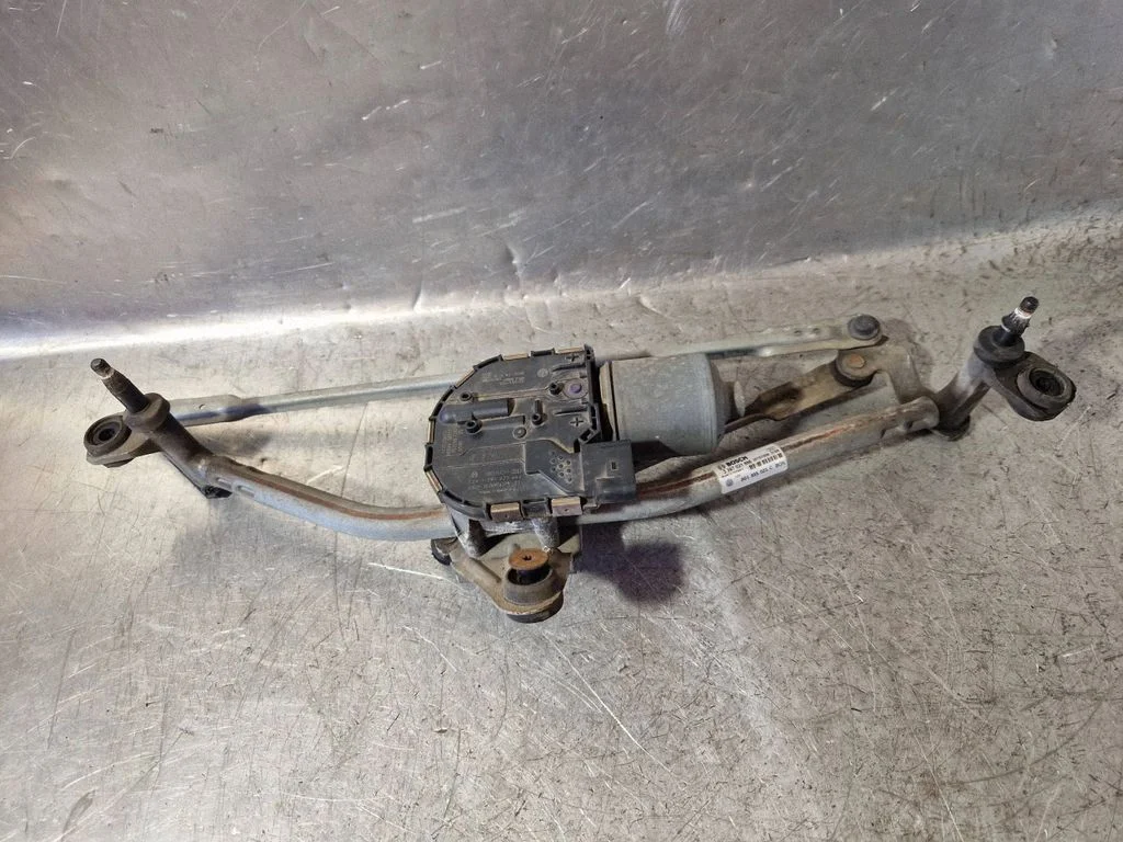 Front wiper linkage and motor 3G1955023C
