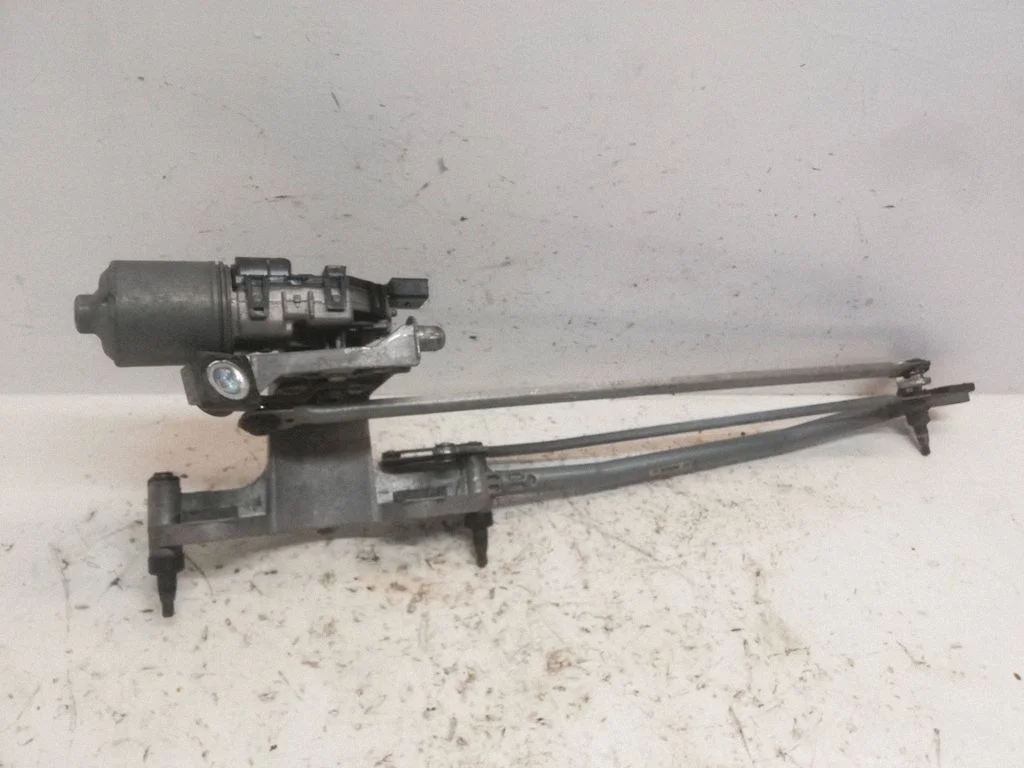 Front wiper linkage and motor 3M5117504AG