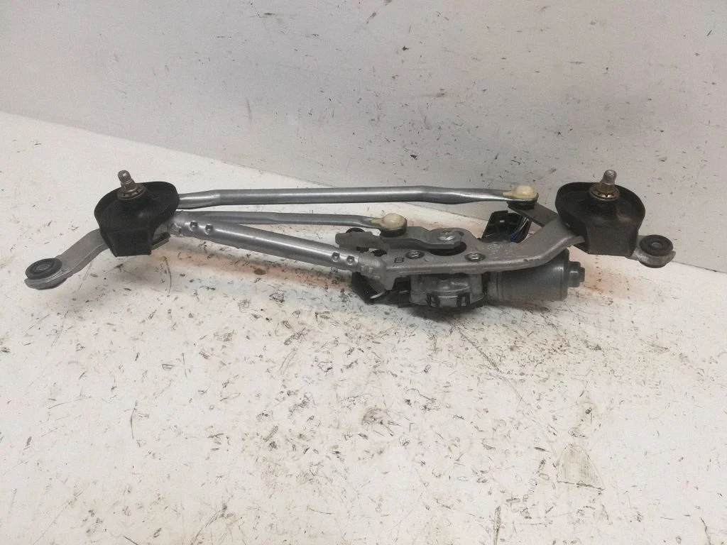Front wiper linkage and motor – Toyota C-HR I (2016-2023)