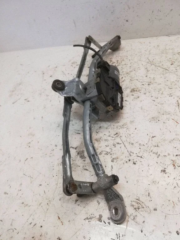 Front wiper linkage and motor – BMW X4 F26 (2014-2017)