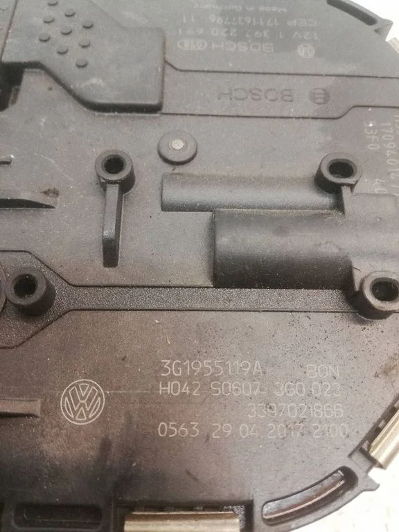 Front wiper linkage and motor 3G1955023C