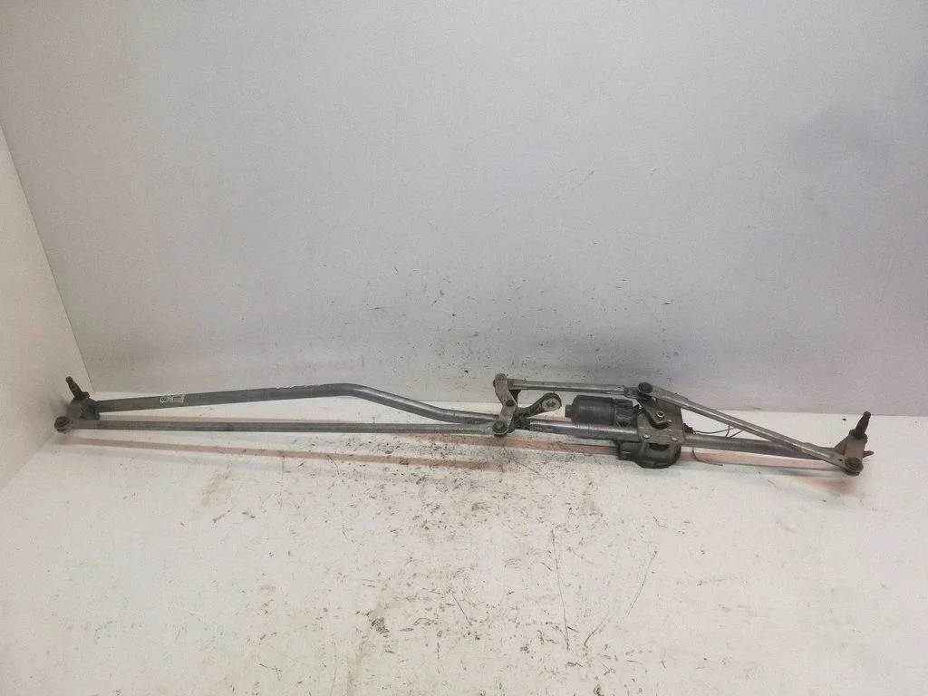 Front wiper linkage and motor – Peugeot 308 (2007-2013)