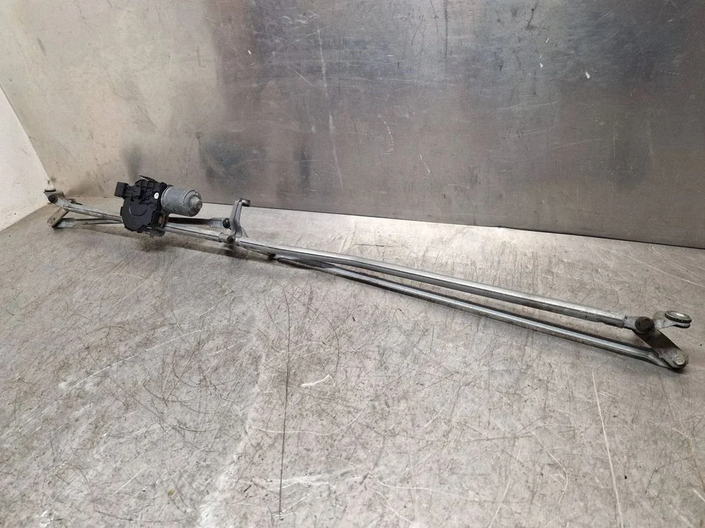 Front wiper linkage and motor – Peugeot 308 (2007-2013)