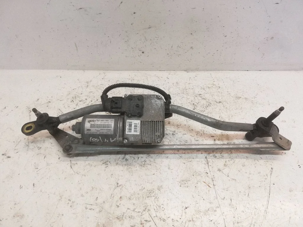 Front wiper linkage and motor – Audi A4 Allroad B8 (2008-2016)