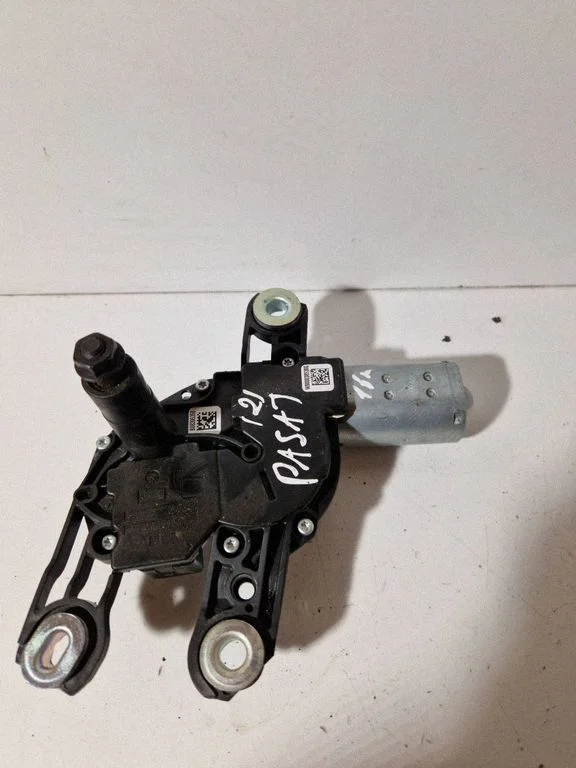 Rear window wiper motor – Volkswagen Passat B7 USA (2012-2019)