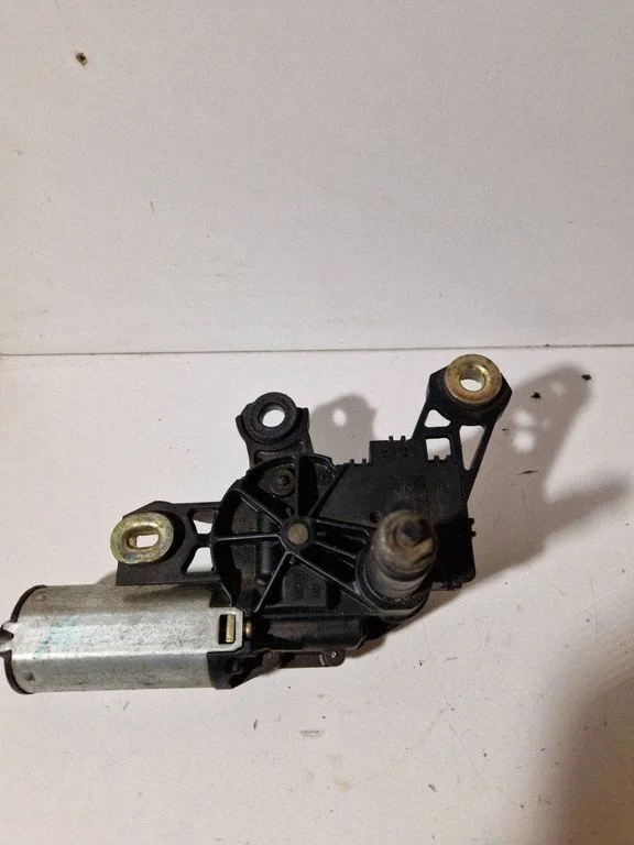 Tagaklaasi kojamehe mootor – Volkswagen Polo (2002-2005)