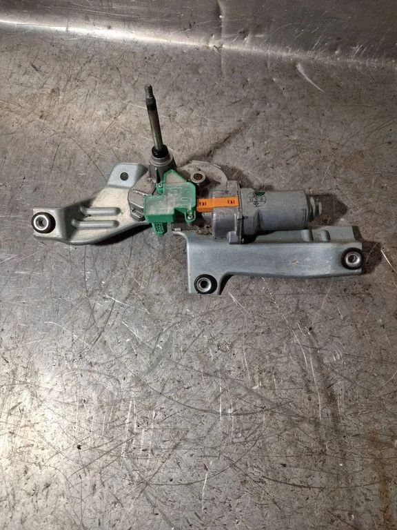 Rear window wiper motor