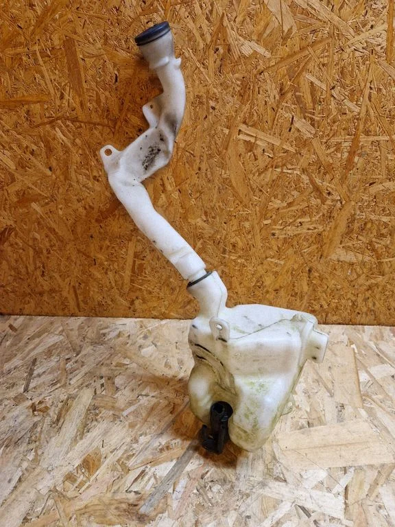 Windshield washer fluid reservoir/tank 9683988680