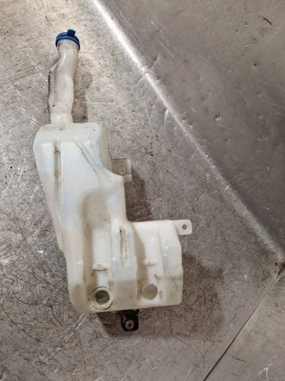 Windshield washer fluid reservoir/tank 3840079J