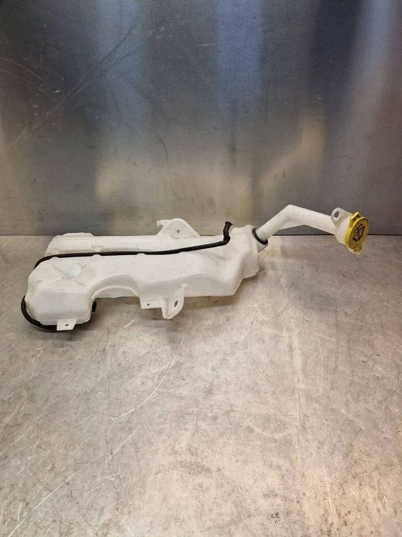 Windshield washer fluid reservoir/tank – Chrysler Pacifica (2017-)