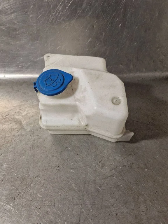 Windshield washer fluid reservoir/tank 17B613