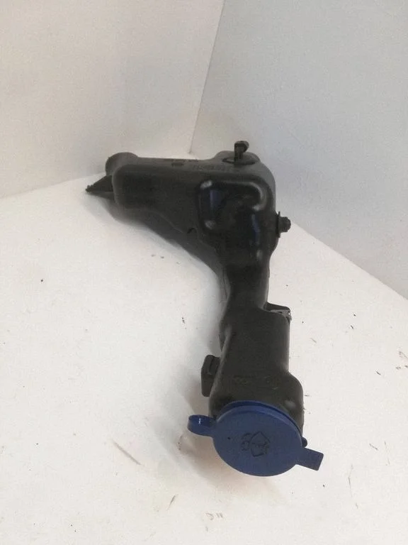 Windshield washer fluid reservoir/tank A2048601560
