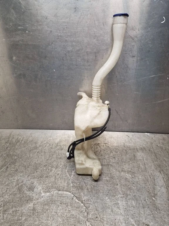 Windshield washer fluid reservoir/tank 9685005580