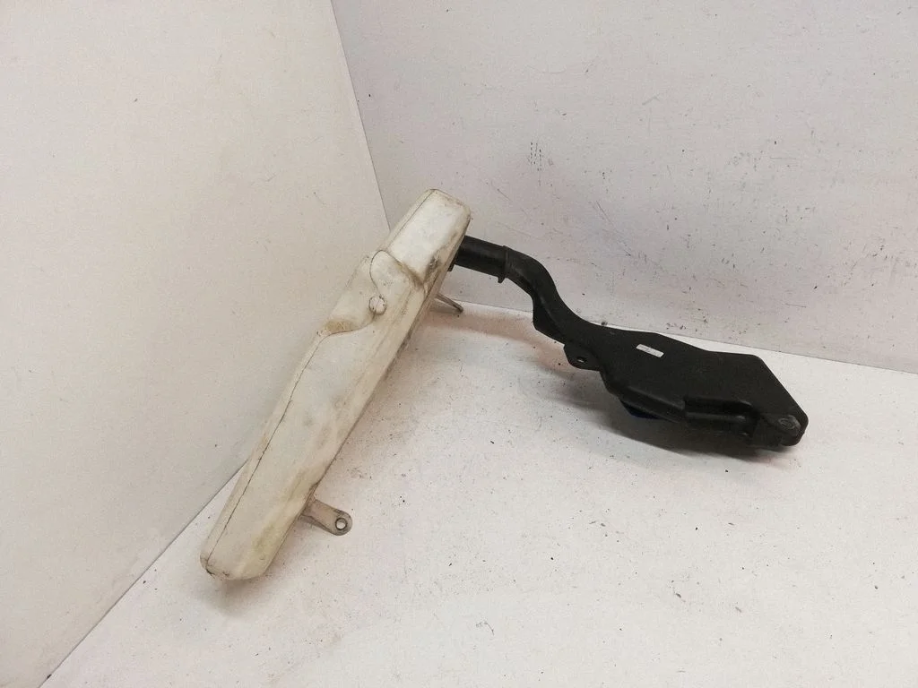 Windshield washer fluid reservoir/tank 8T0955453C