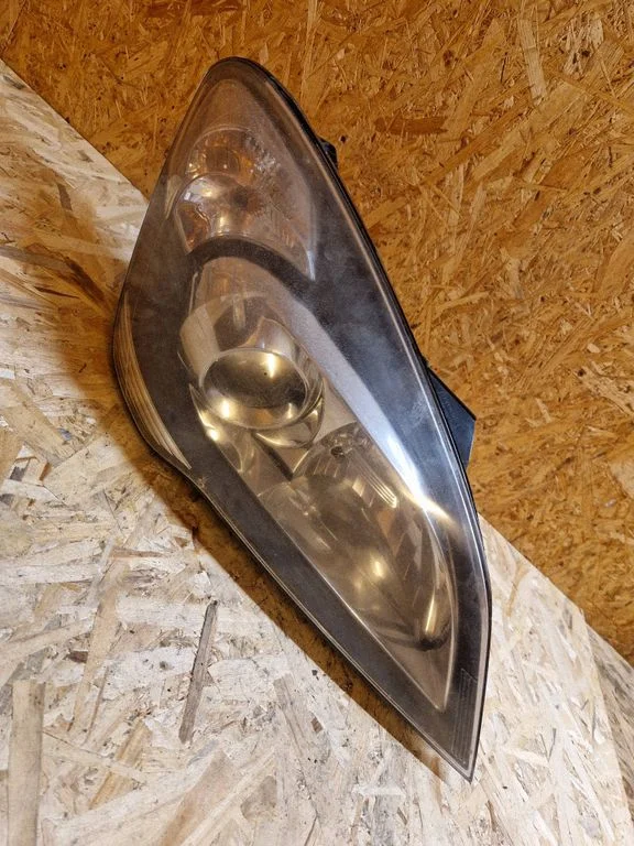 Headlight/headlamp 921021H
