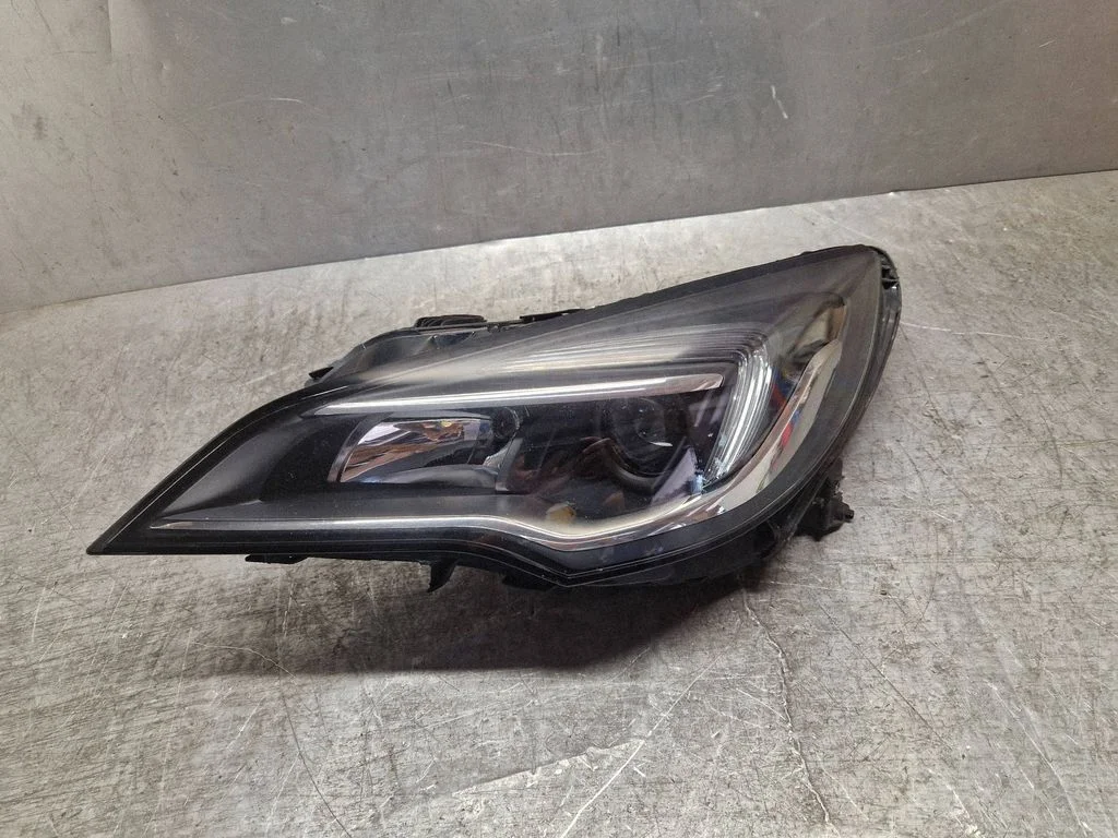 Headlight/headlamp 39081892