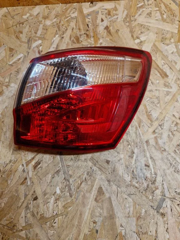Rear/tail lights 0821519L3RB